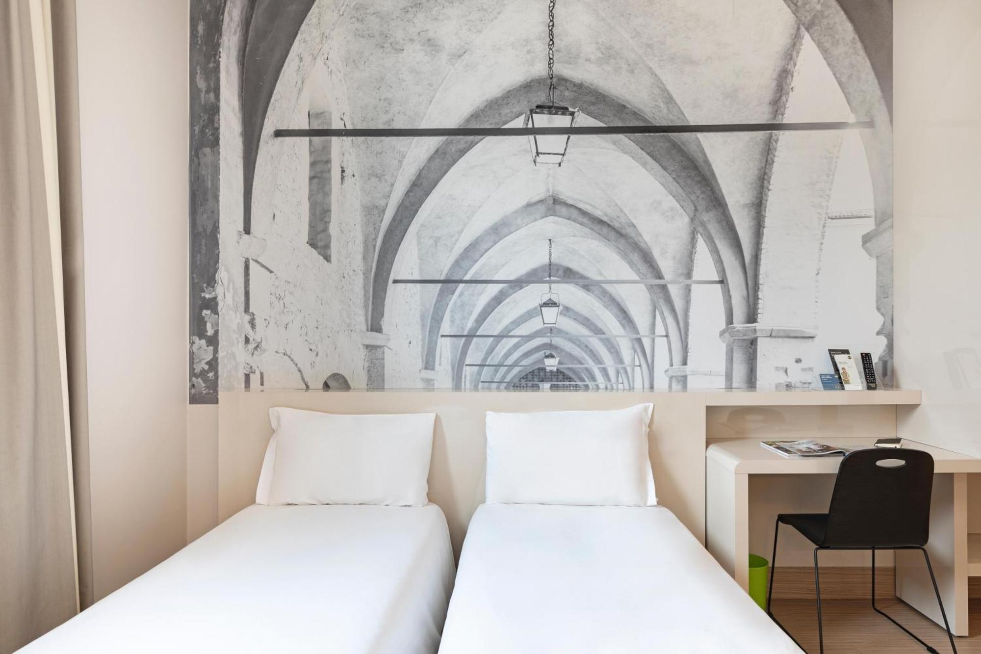 B&B Hotel Bergamo City Exterior foto