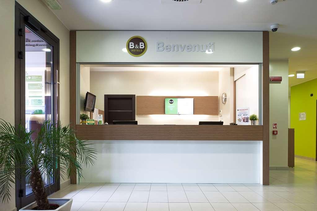 B&B Hotel Bergamo City Interior foto